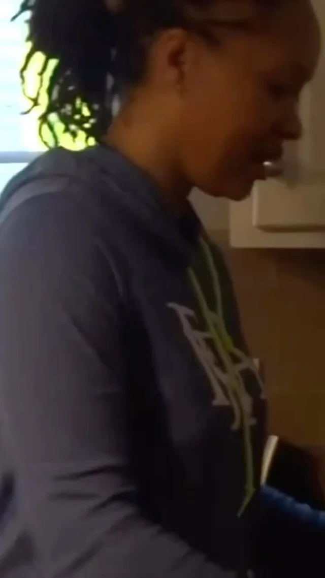 Juicing is simple, you can start today. Message me about buying your juicer brand new :) 😘 love you.

Juicing is good for cleansing your gut, clearing up skin, and making your body more healthy by getting nutrients directly from Our Creator’s intended food/fuel for our bodies.🙏🏽